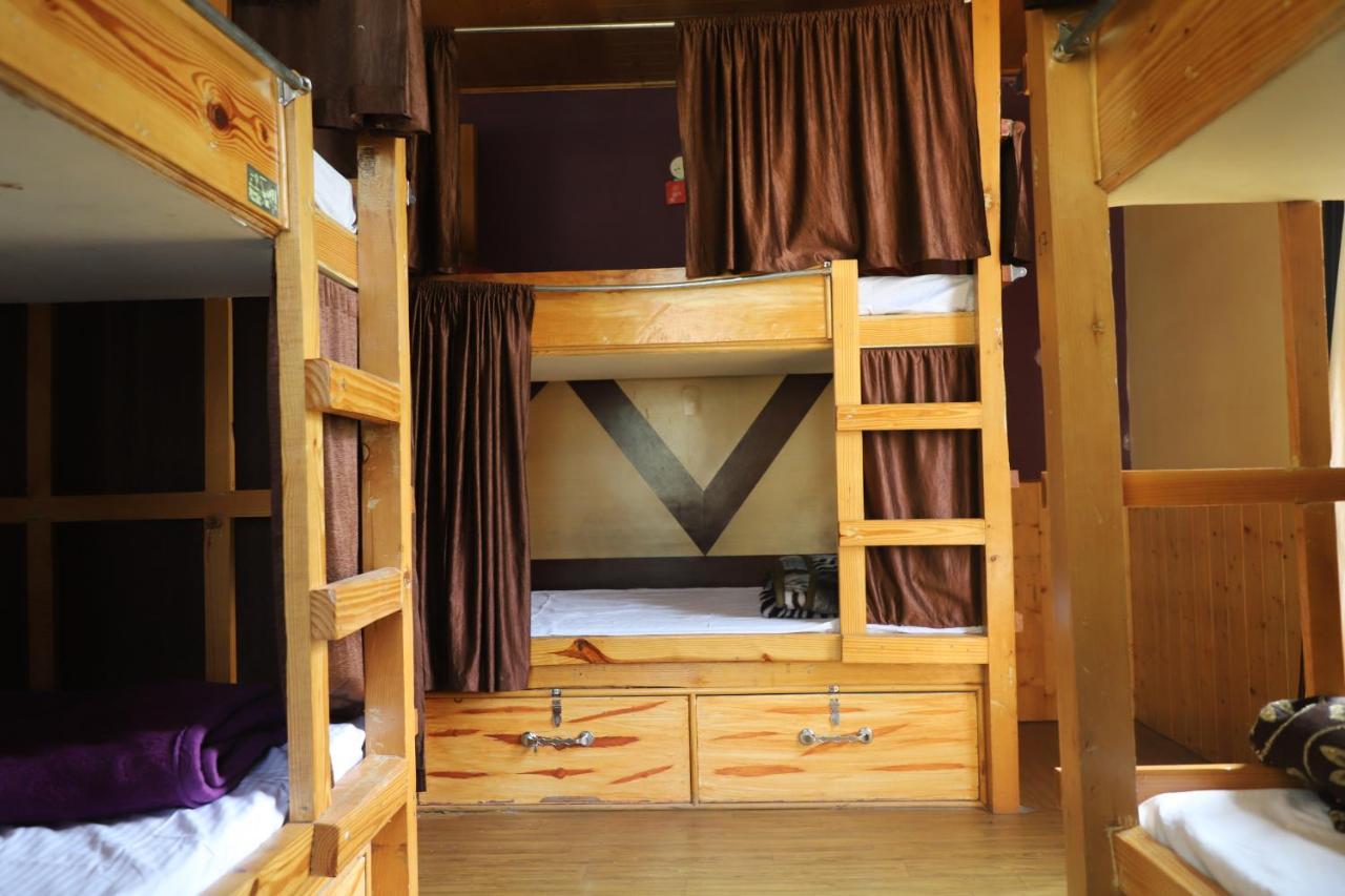 Indian Backpackers Hostel Manāli Extérieur photo