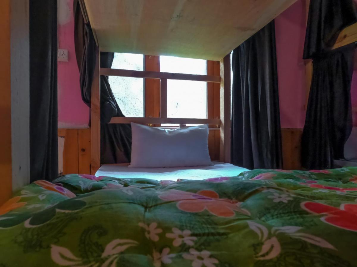 Indian Backpackers Hostel Manāli Extérieur photo