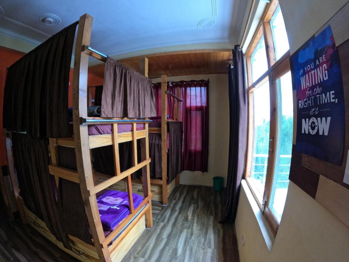Indian Backpackers Hostel Manāli Extérieur photo