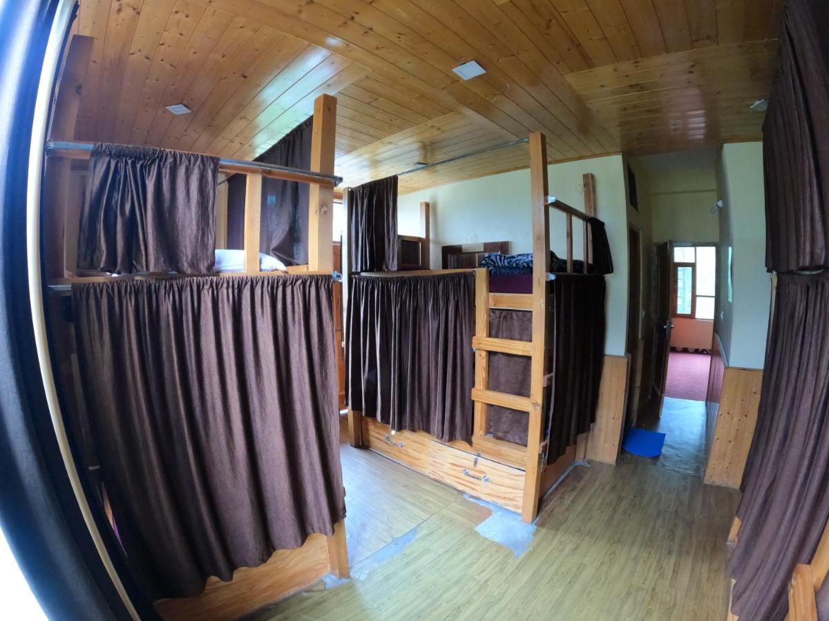 Indian Backpackers Hostel Manāli Extérieur photo